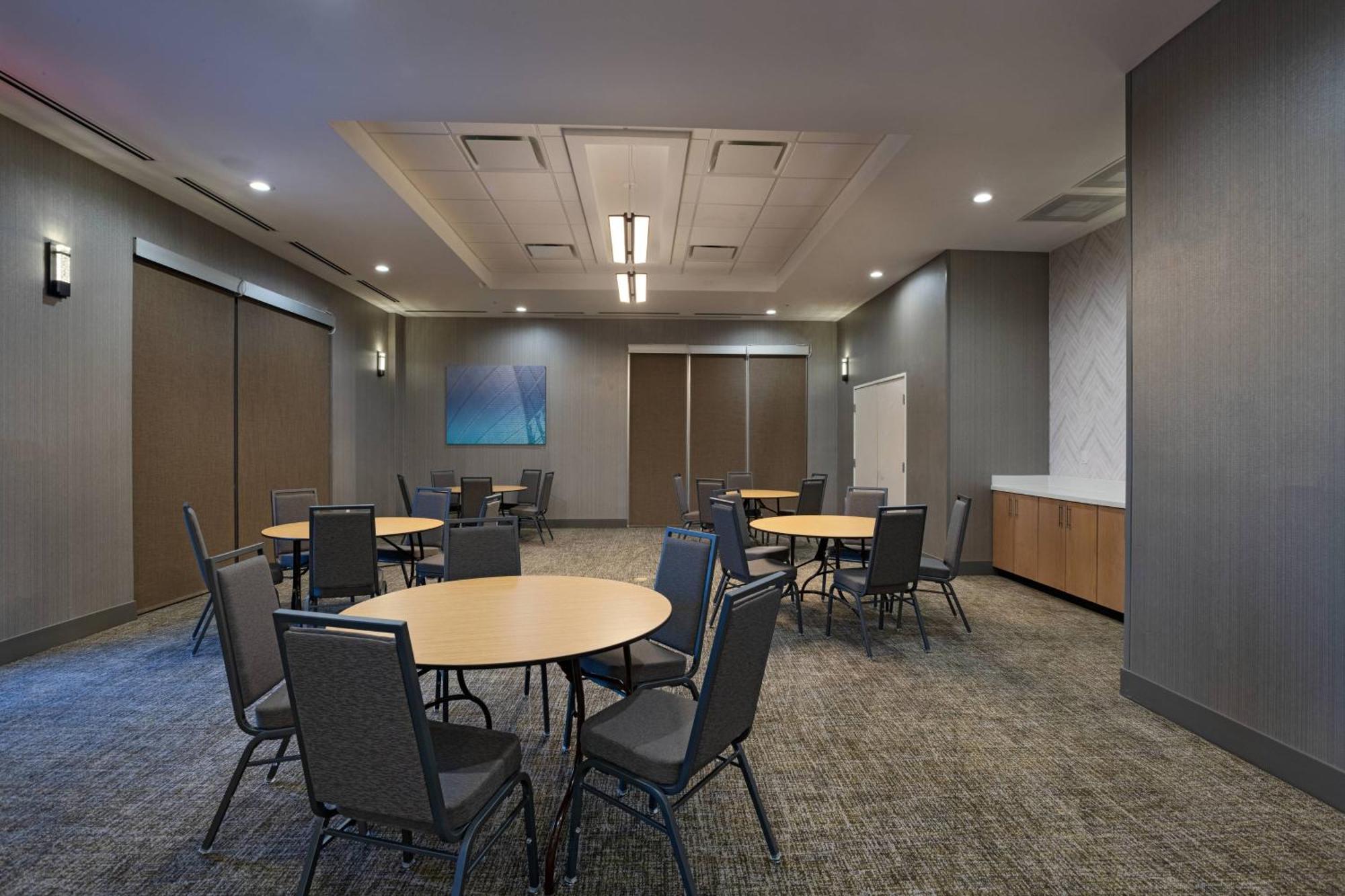 Springhill Suites Waco Esterno foto