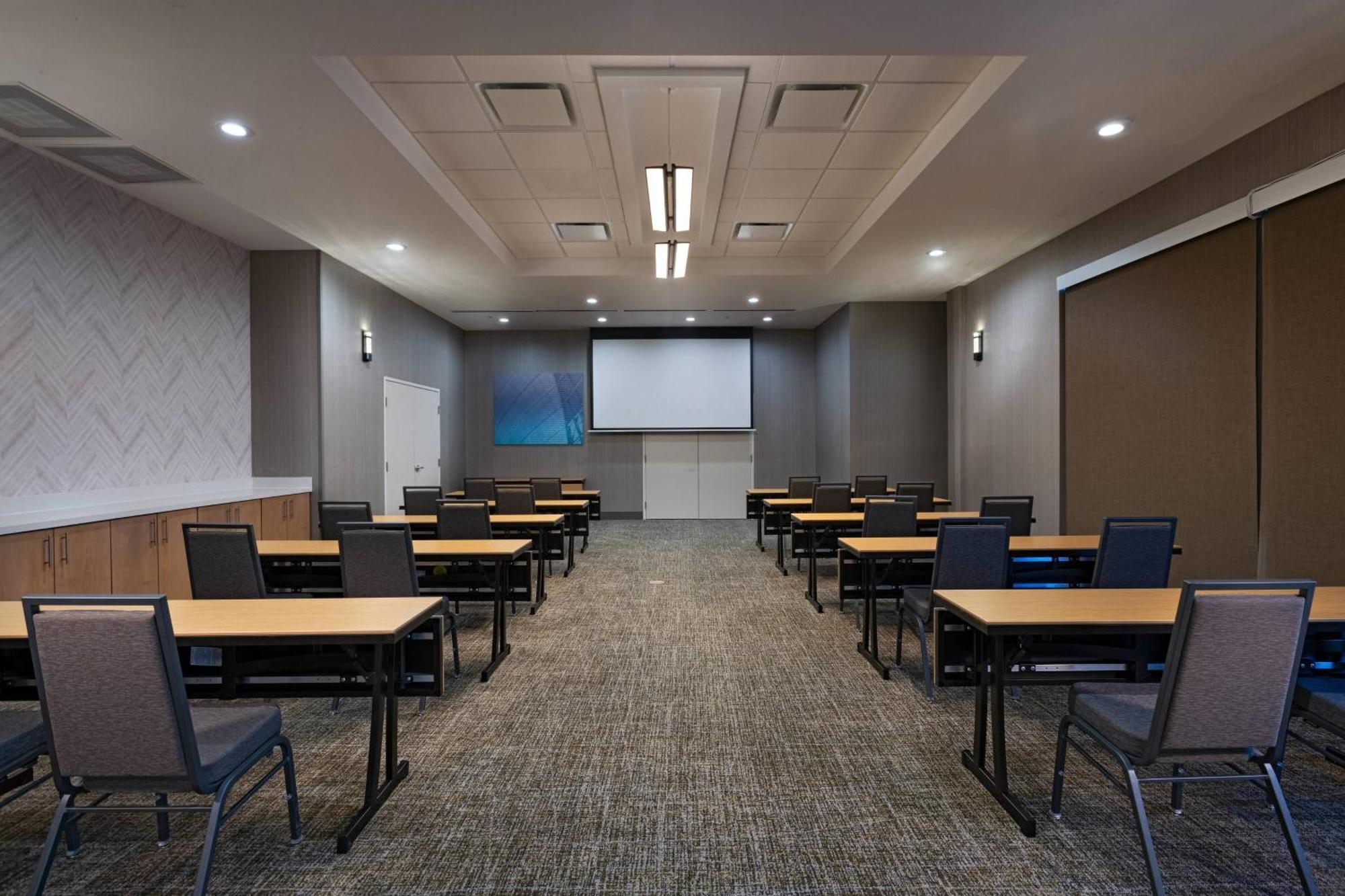Springhill Suites Waco Esterno foto