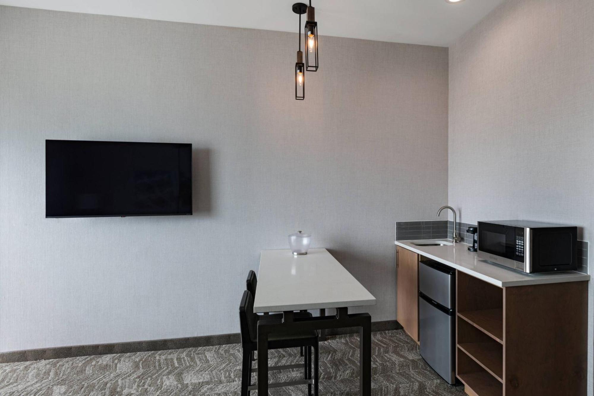 Springhill Suites Waco Esterno foto